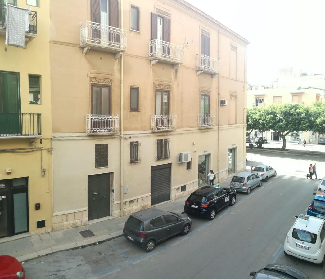 Tramura Guest House Trapani Bagian luar foto